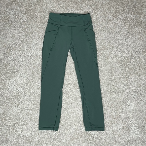 Lululemon Time To Sweat Crop - Picture 2 of 6